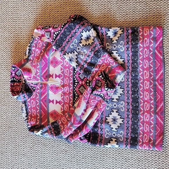 ✨️3/30 sweaters✨️ - Picture 1 of 2